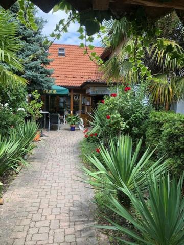 Hotel Blume Fribourg im Breisgau Extérieur photo