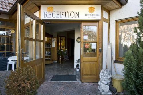 Hotel Blume Fribourg im Breisgau Extérieur photo