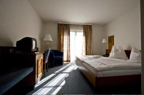 Hotel Blume Fribourg im Breisgau Extérieur photo