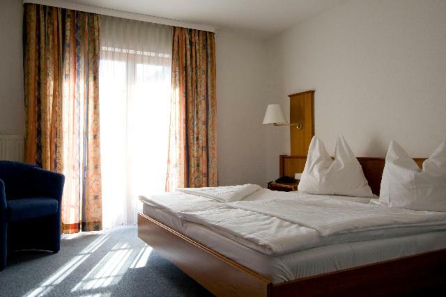 Hotel Blume Fribourg im Breisgau Extérieur photo